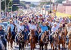 Cavalgada abre a 78ª Exposição Agropecuária de Goiás