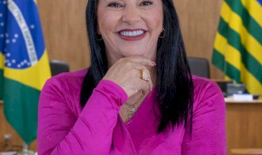 Lauricia Neias, Presidente da Câmara de vereadores de Petrolina de Goiás, é destaque entre colegas presidentes de todo o estado.